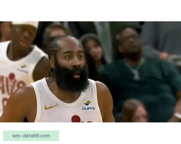 一级恶意犯规引争议塞克斯顿垫脚哈登施罗德绕掩护撞理查兹要害